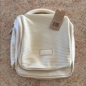 DEZI Textured Cream Cosmetic Bag